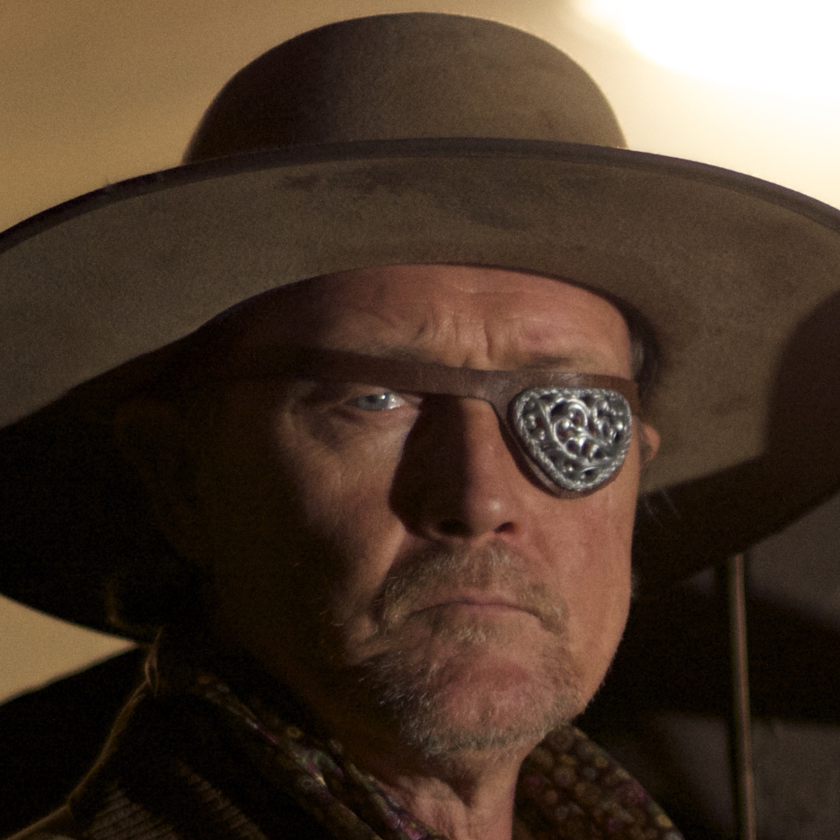 ROBERT PATRICK
